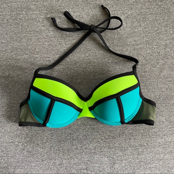 Xhilaration Other - xhilaration color blocked bikini top